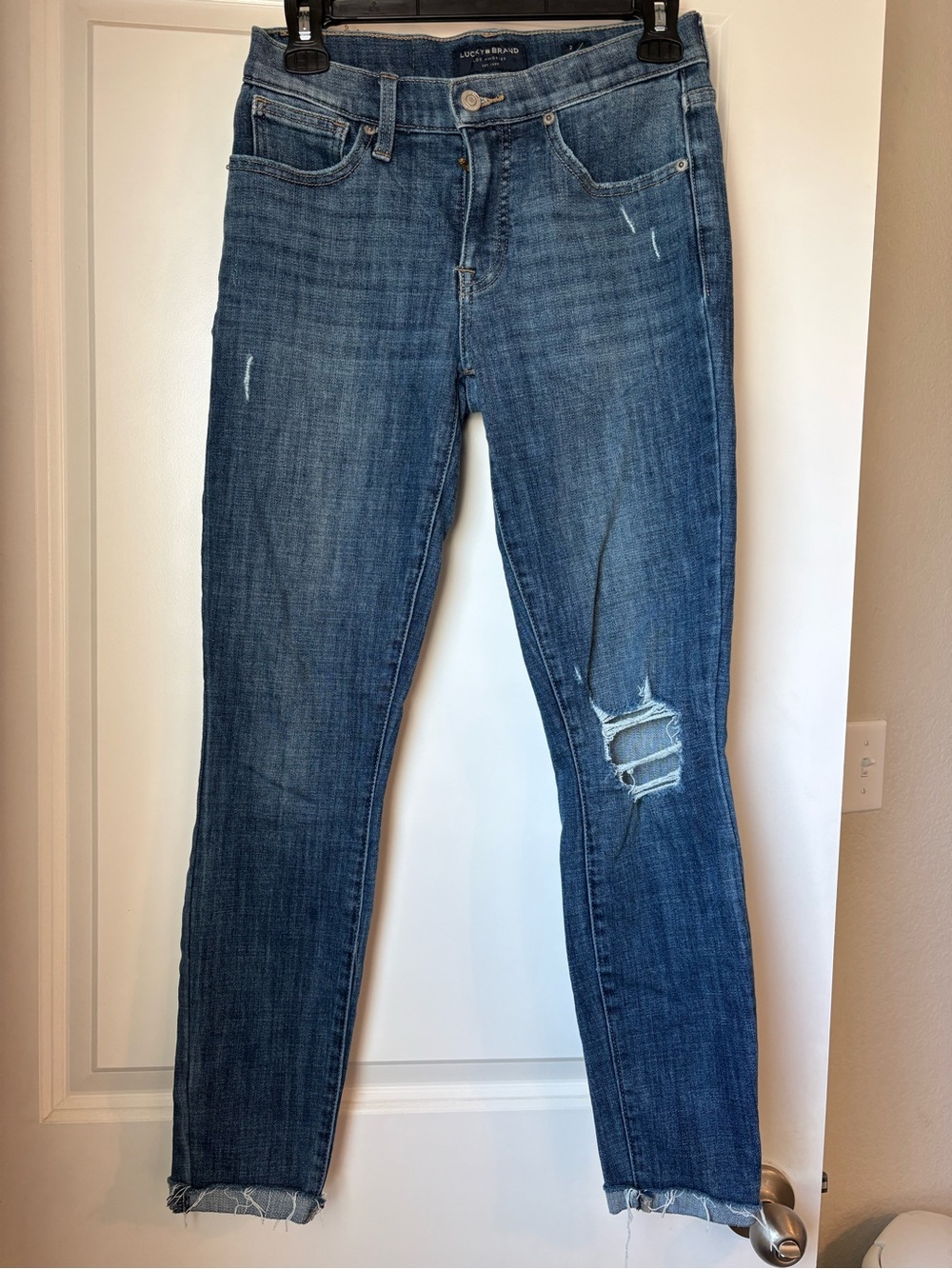 Lucky Brand Women's Dark Blue Distressed Skinny Jeans